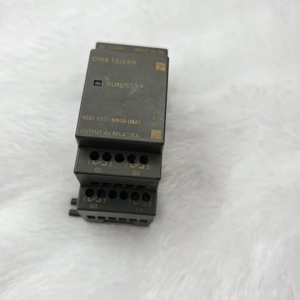 SIEMENS 6ED1055-1MB00-0BA1 LOGO! DM8 12/24R Expansion Module 6ED10551MB000BA1